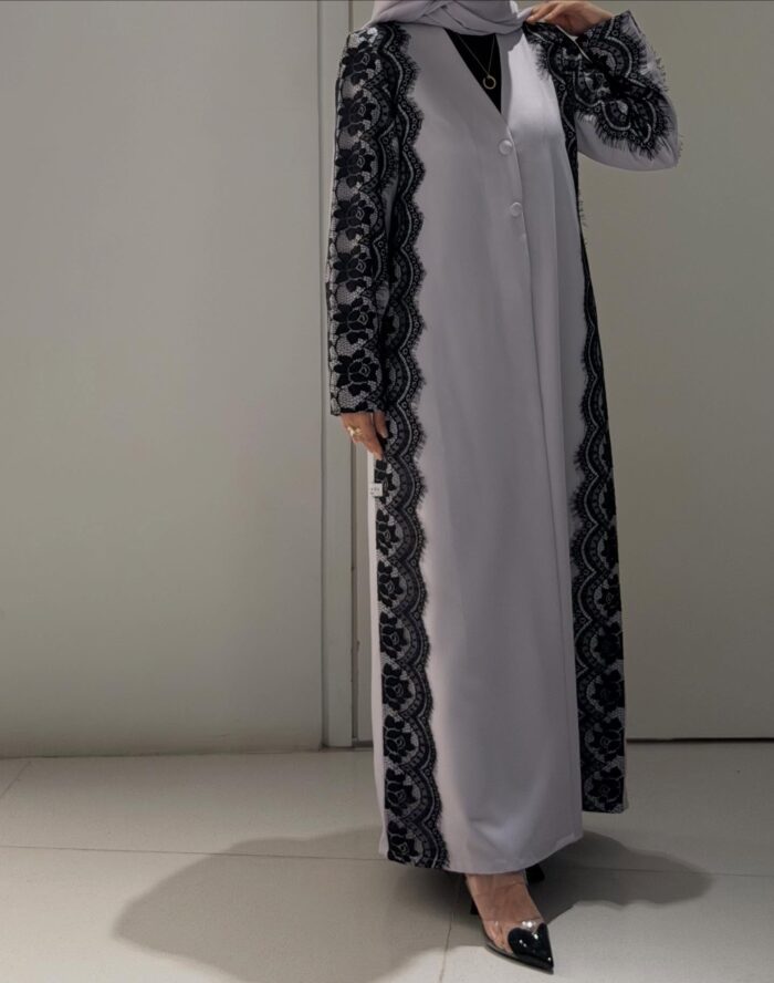 Golden Hearts Abaya - Image 4