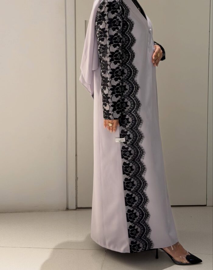 Golden Hearts Abaya - Image 3